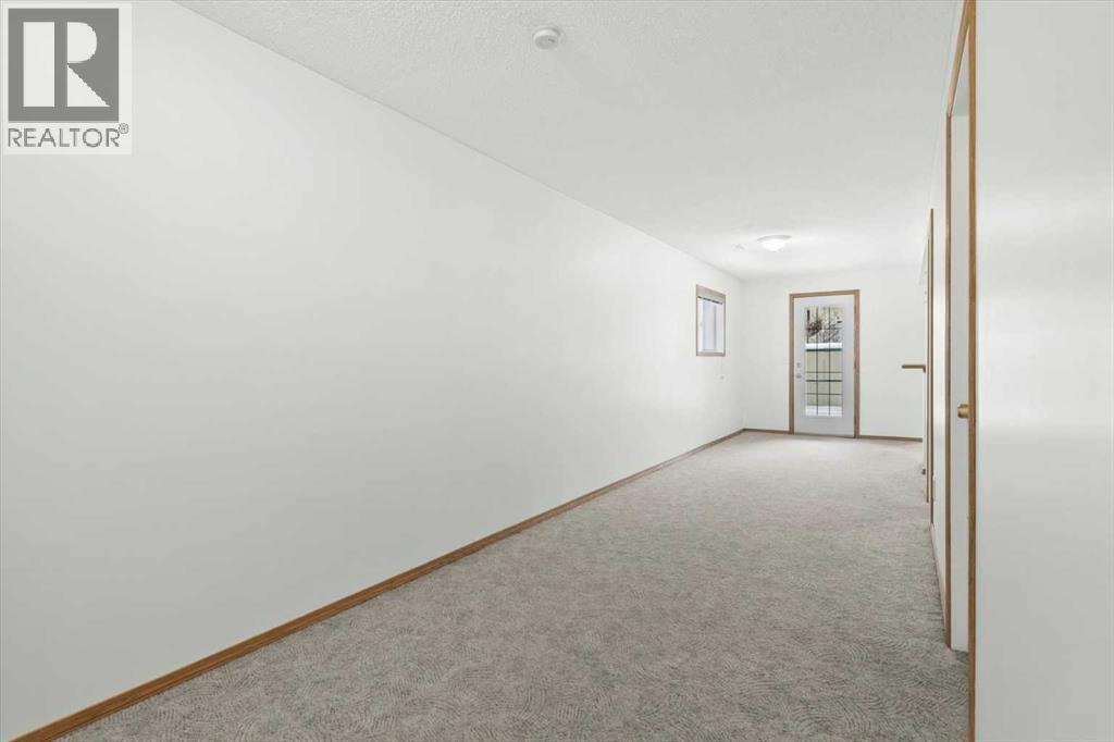 Single Family House Bi-level for Sale in  Scurfield Drive NW Scenic Acres Calgary 