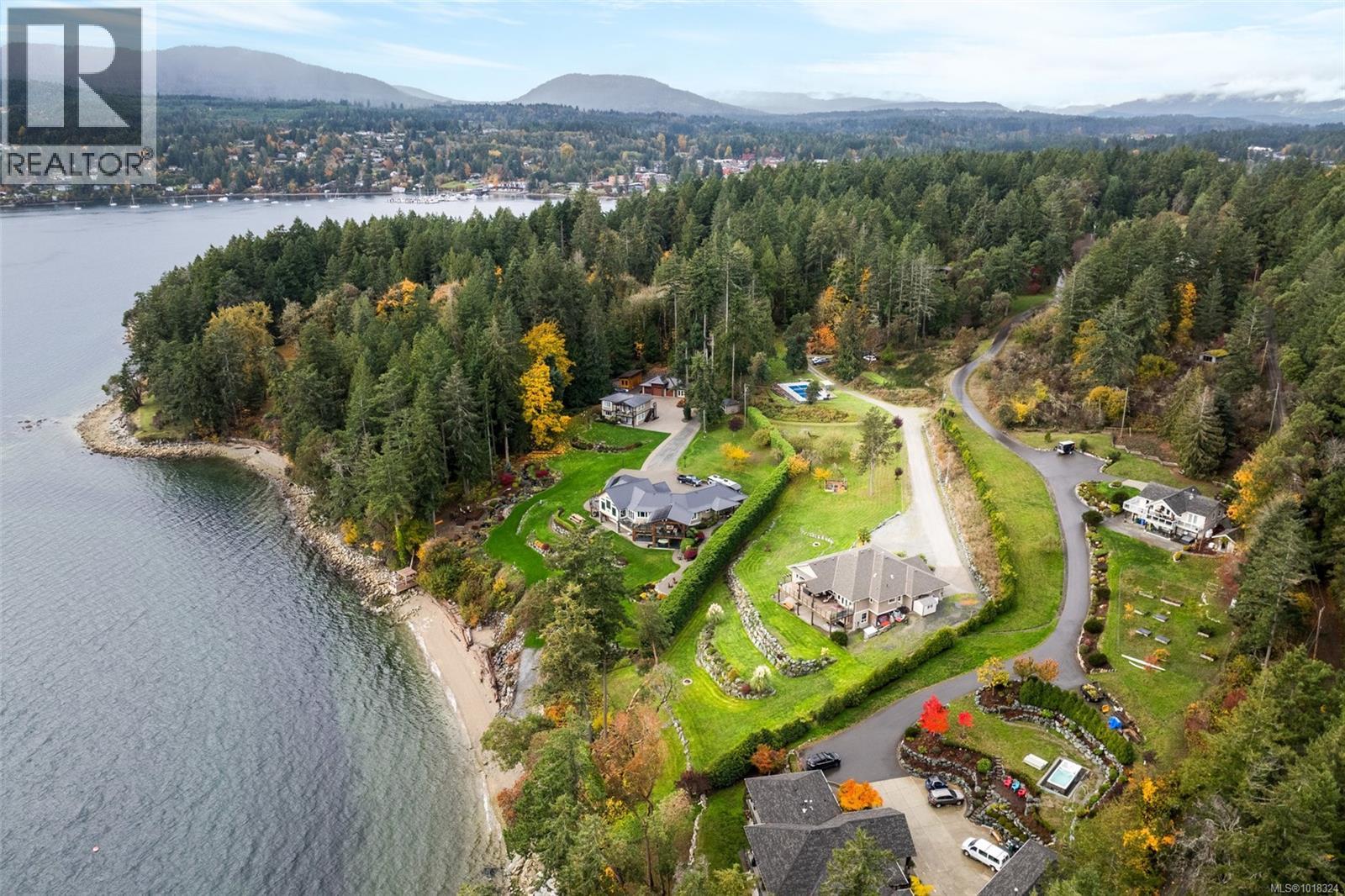 2851 Whiskey Point Rd, Mill Bay