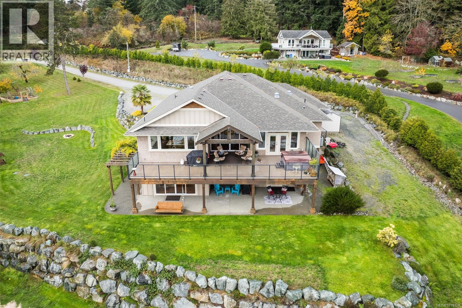 2851 Whiskey Point Rd, Mill Bay