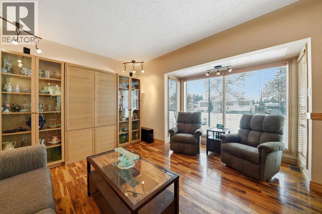 Single Family House Bungalow for Sale in   Street Mountview Red Deer 