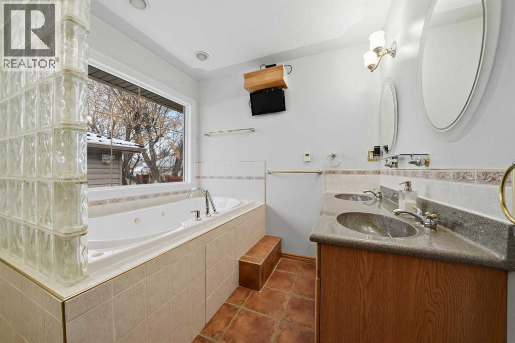 Single Family House Bungalow for Sale in   Street Mountview Red Deer 