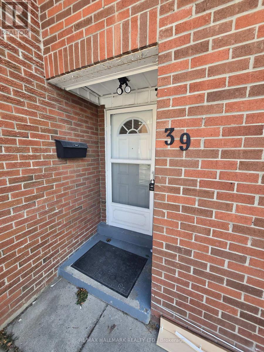 39 JOHN CABOT WAY - Photo 2 of 42, Toronto (Glenfield-Jane Heights), Ontario
