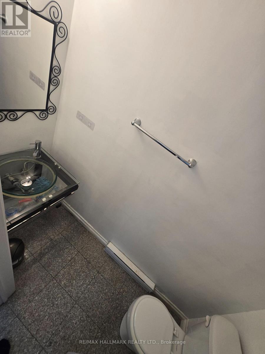 39 JOHN CABOT WAY - Photo 4 of 42, Toronto (Glenfield-Jane Heights), Ontario