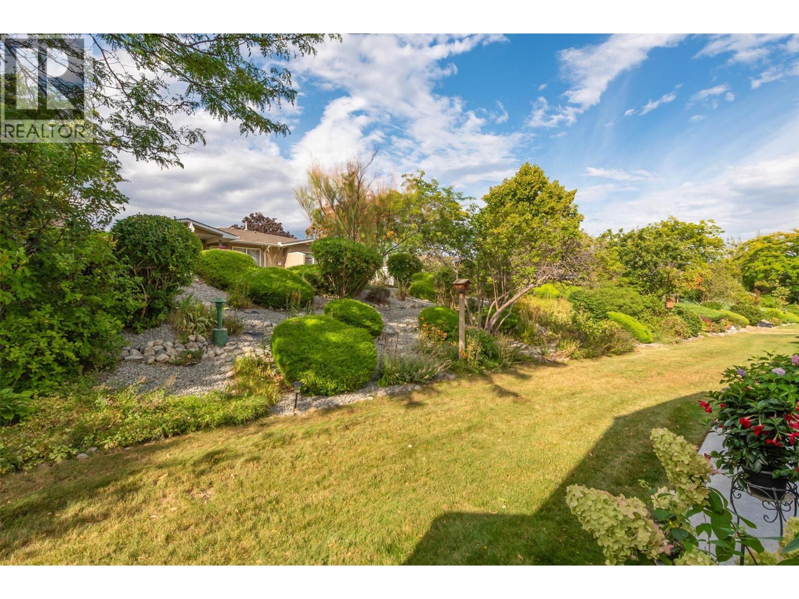 125 4035 Gellatly Road South, West Kelowna