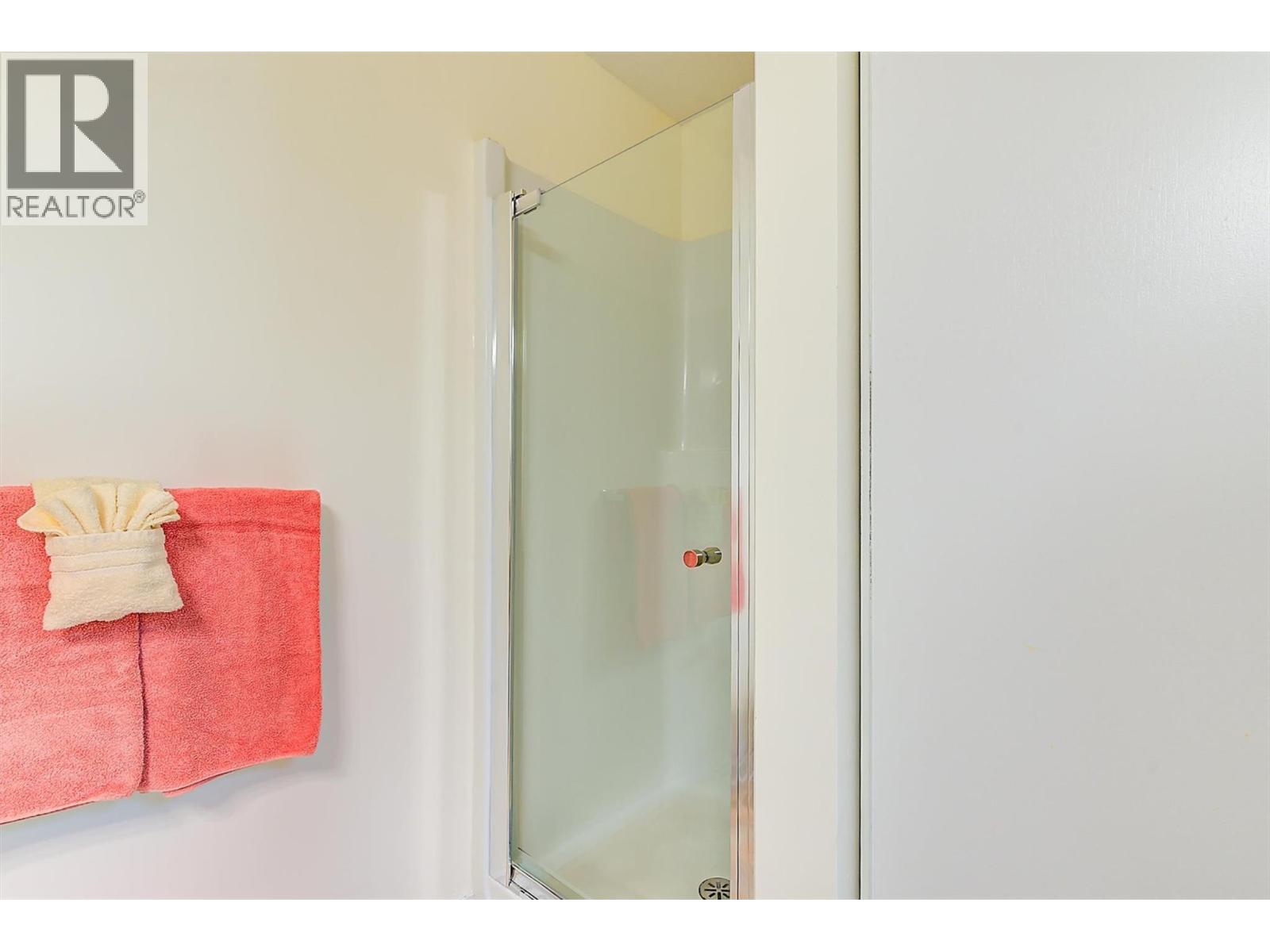 125 4035 Gellatly Road South, West Kelowna