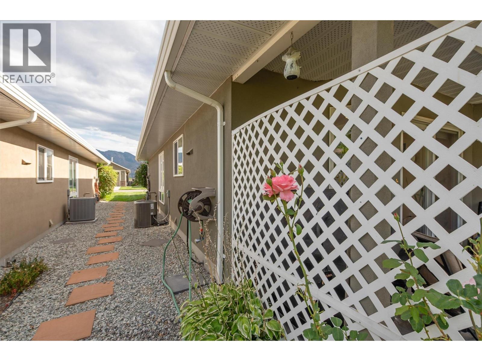 125 4035 Gellatly Road South, West Kelowna