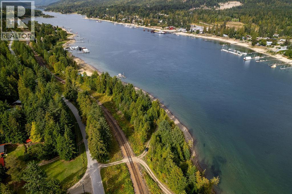  8275 East Procter Road, Procter