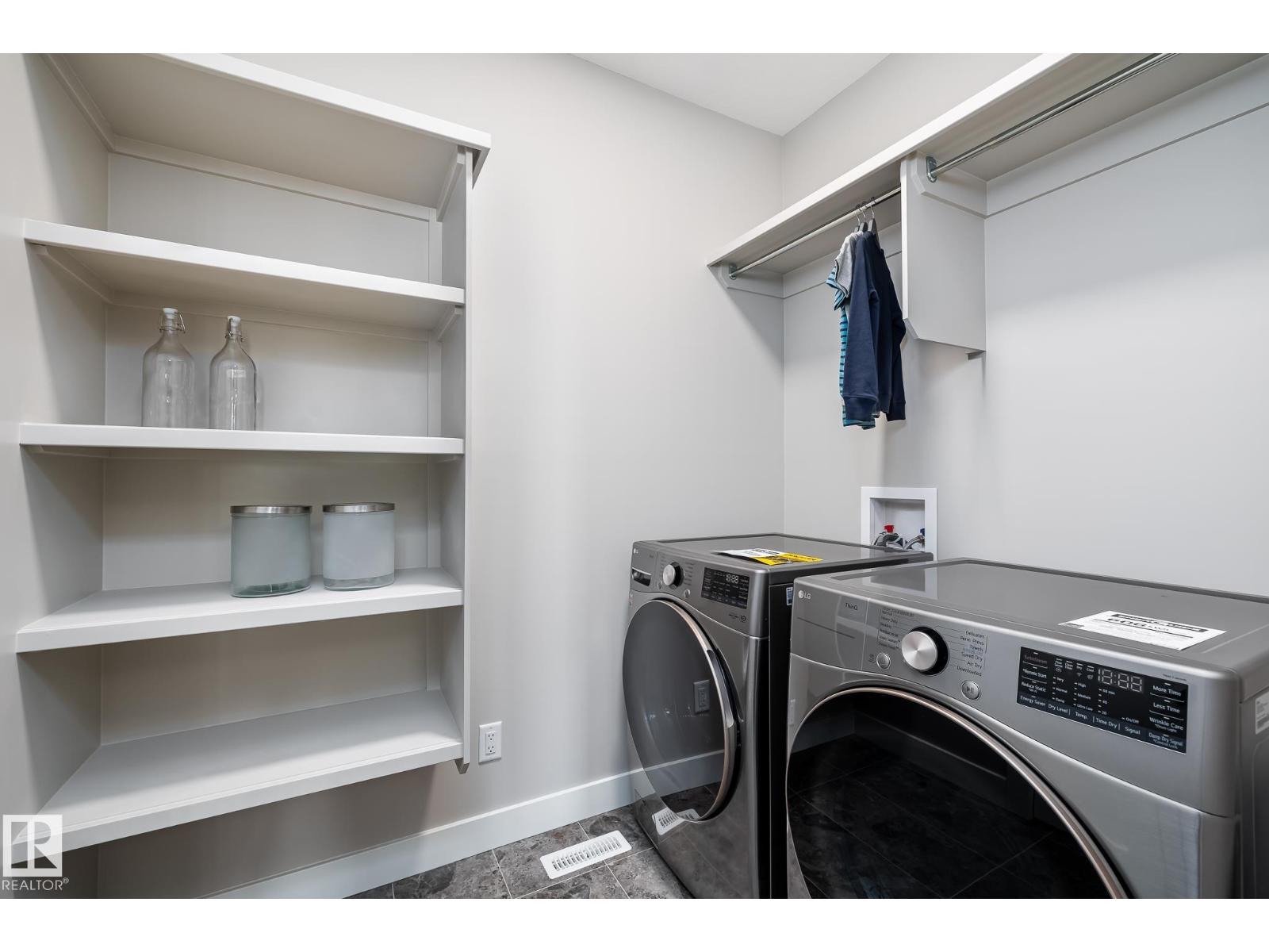 15 Newbury CI, Sherwood Park