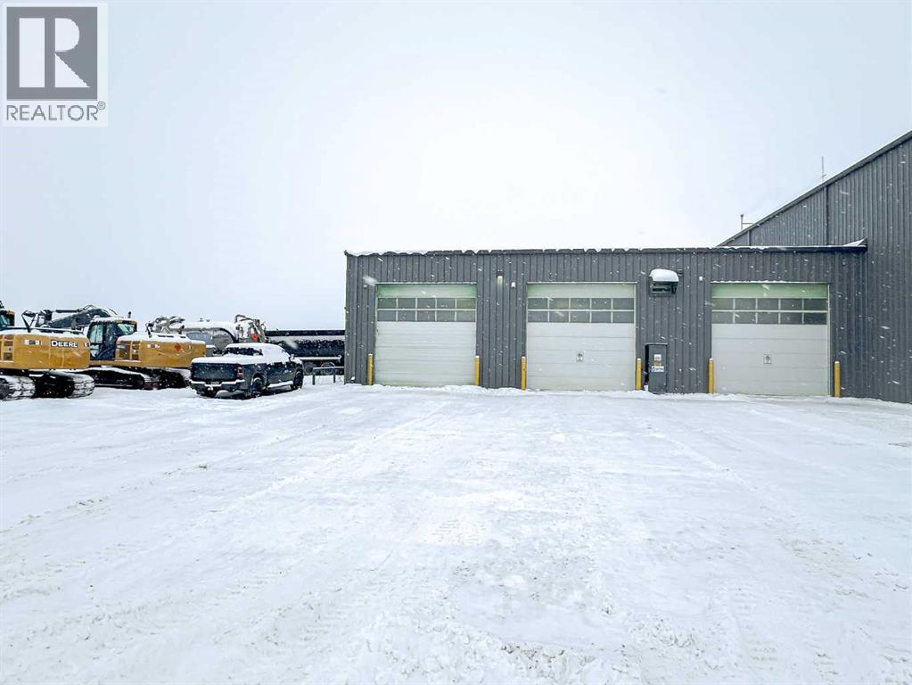 11250 97 Street - Photo 2 of 9, Wembley, Alberta