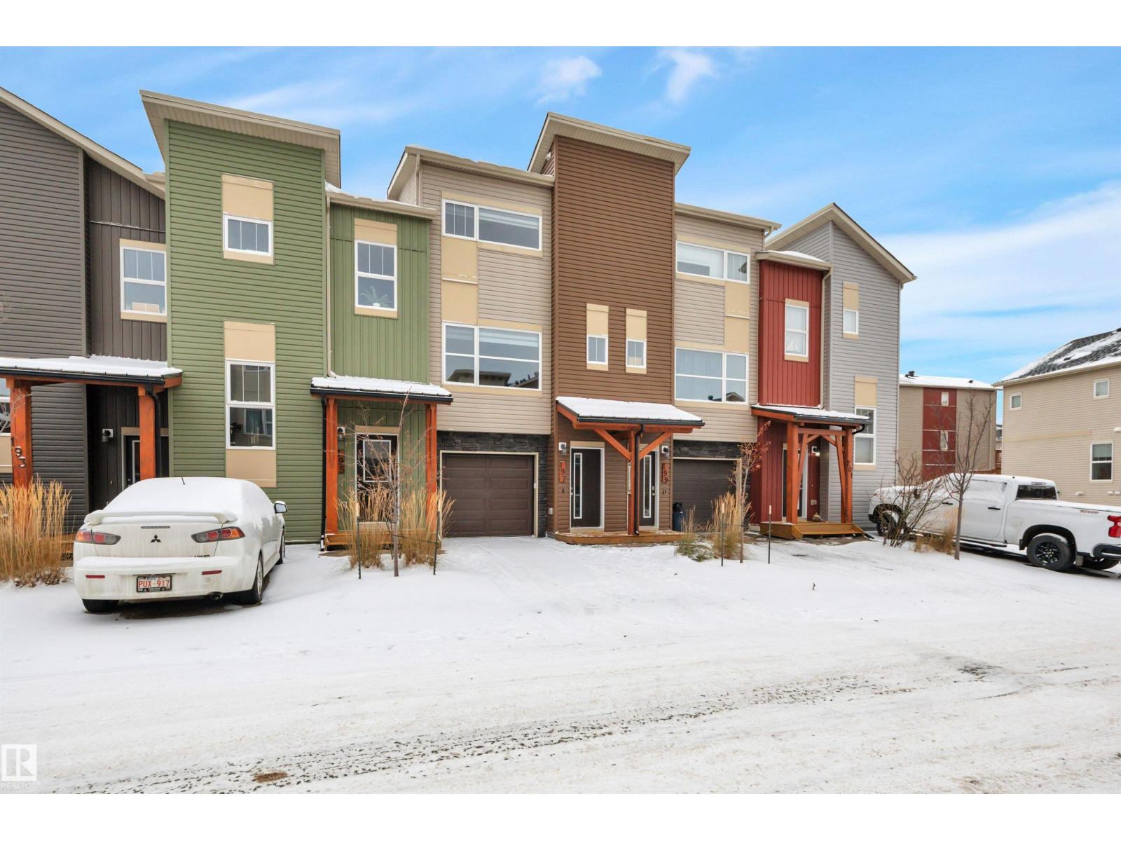 #197 401 SOUTHFORK DR, Leduc