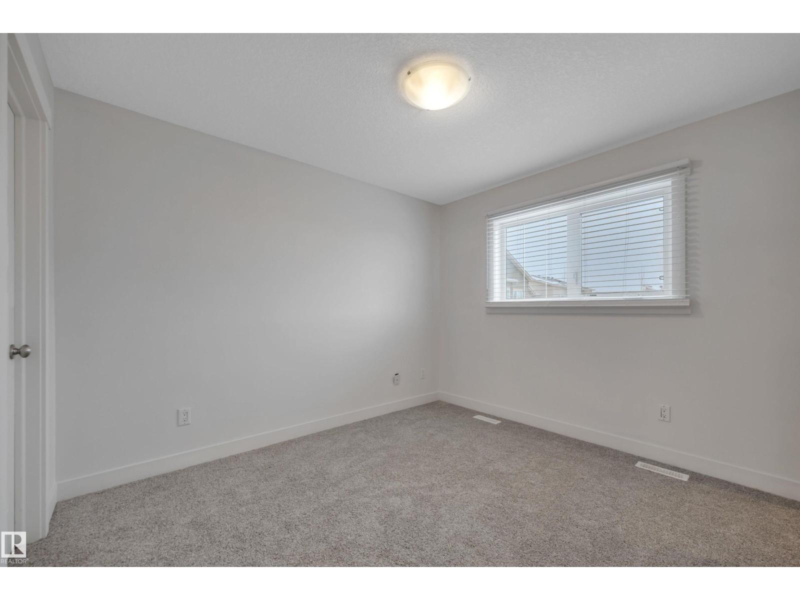 #197 401 SOUTHFORK DR, Leduc