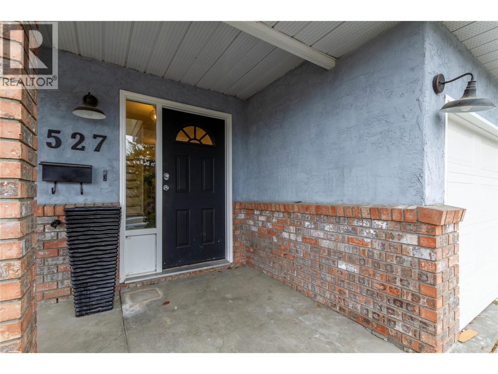  1527 40 Street, Vernon