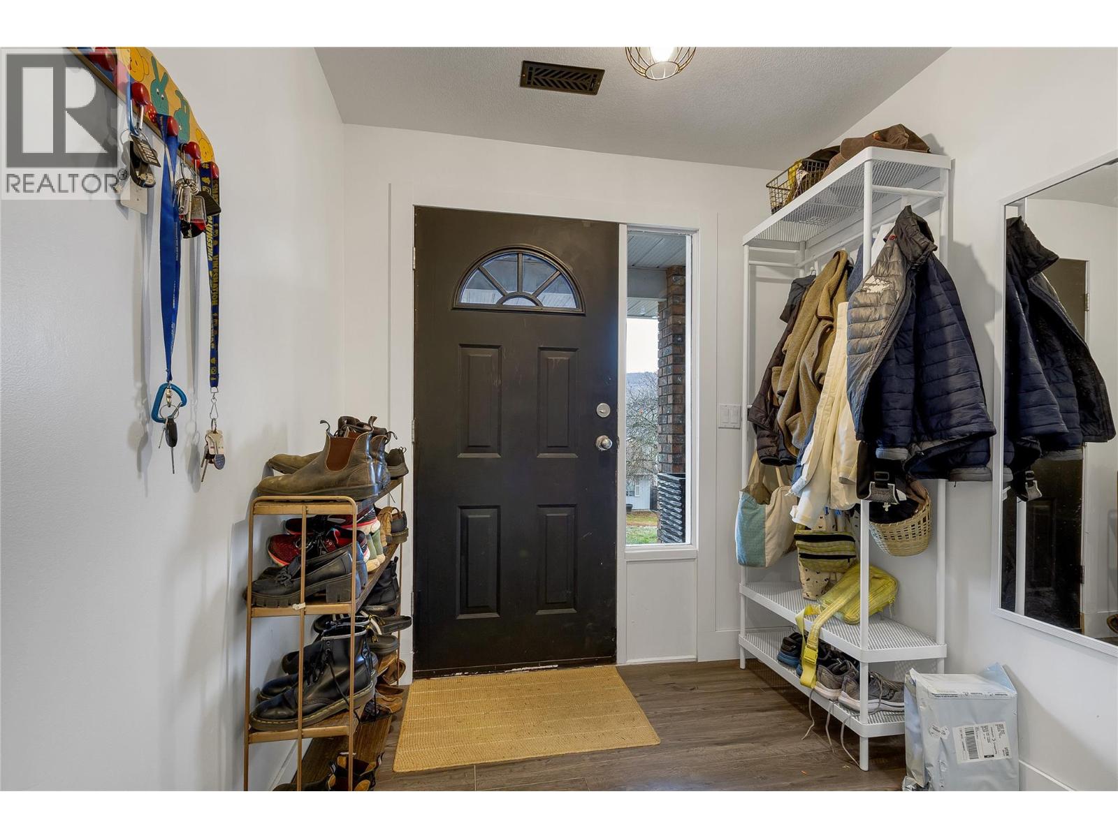  1527 40 Street, Vernon