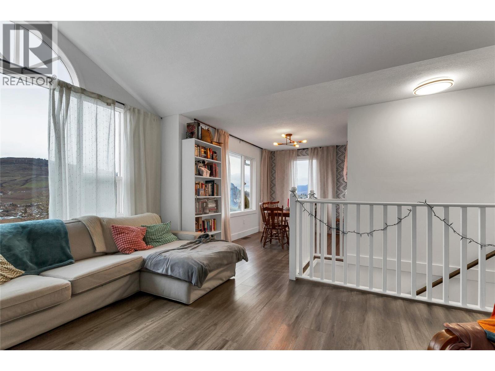  1527 40 Street, Vernon