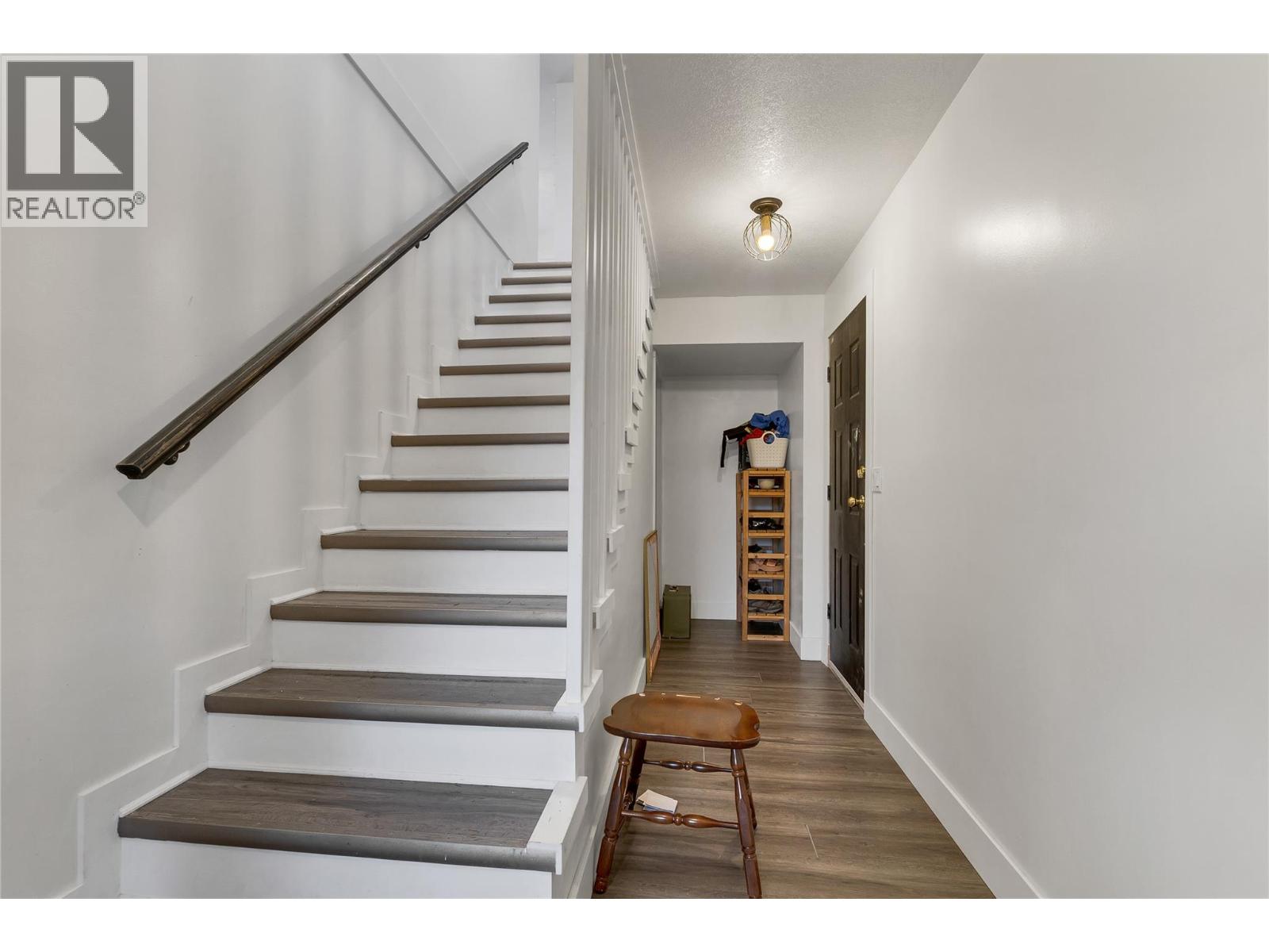  1527 40 Street, Vernon