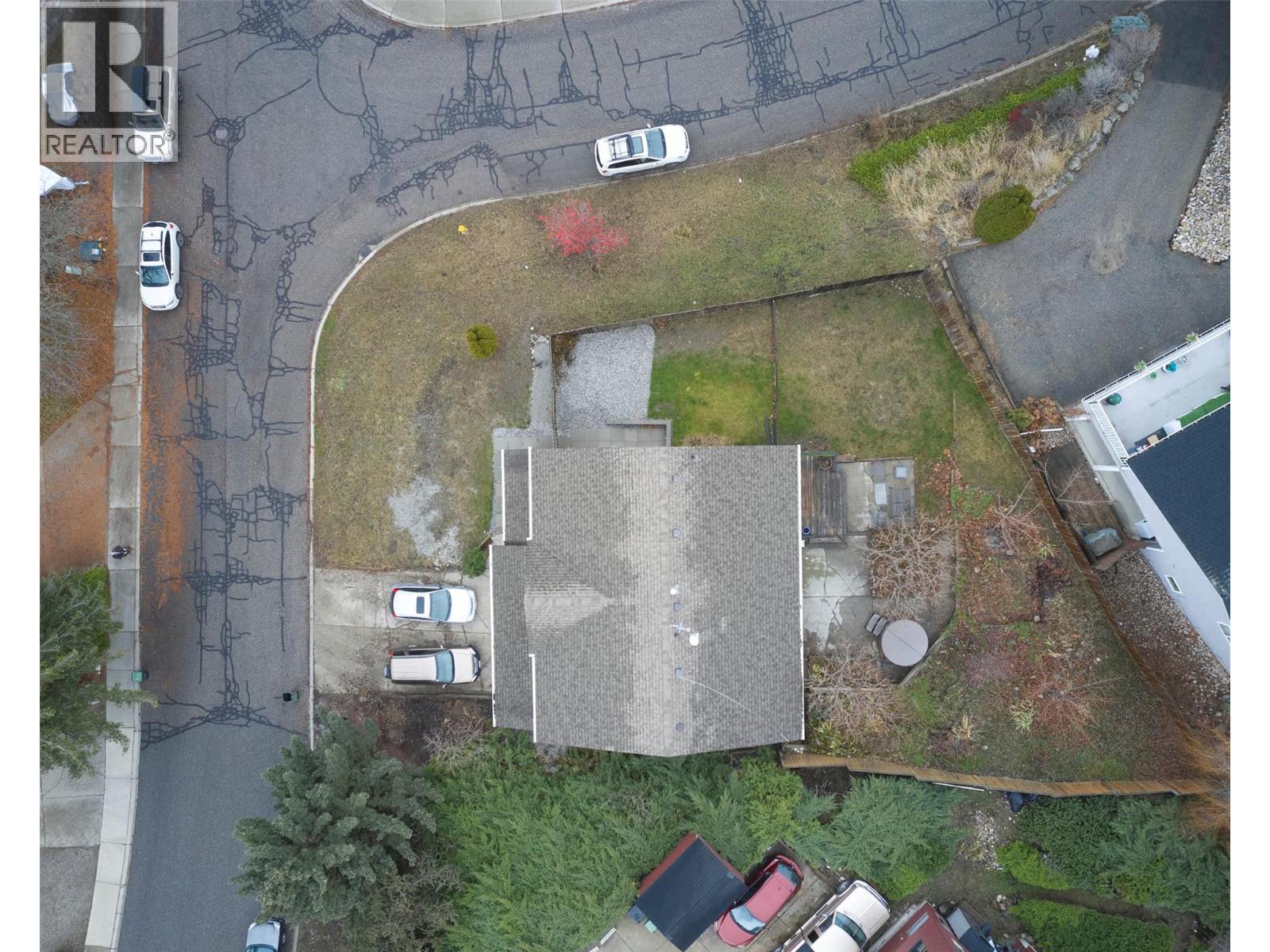  1527 40 Street, Vernon