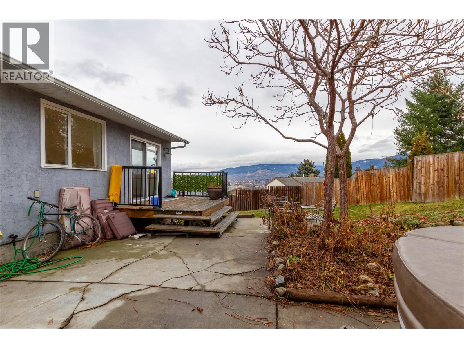  1527 40 Street, Vernon