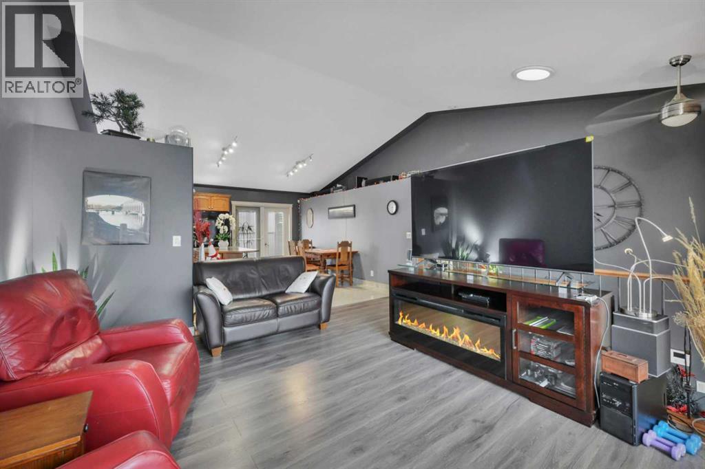 114 Old Boomer Road, Sylvan Lake