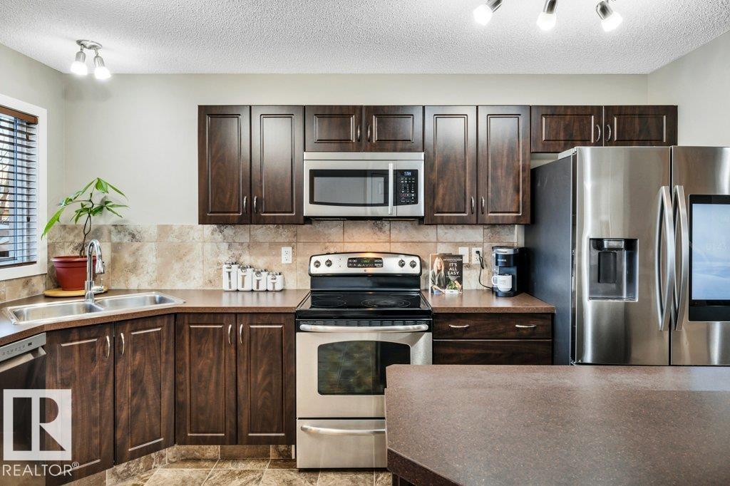 1512 70 ST SW SW, Edmonton