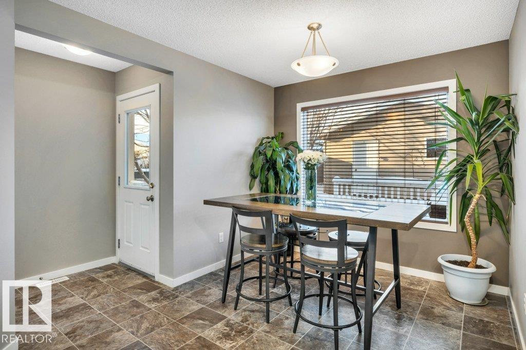 1512 70 ST SW SW, Edmonton