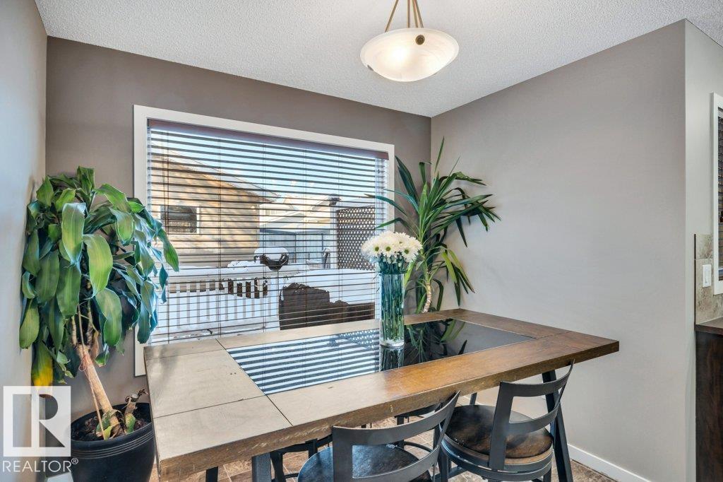 1512 70 ST SW SW, Edmonton