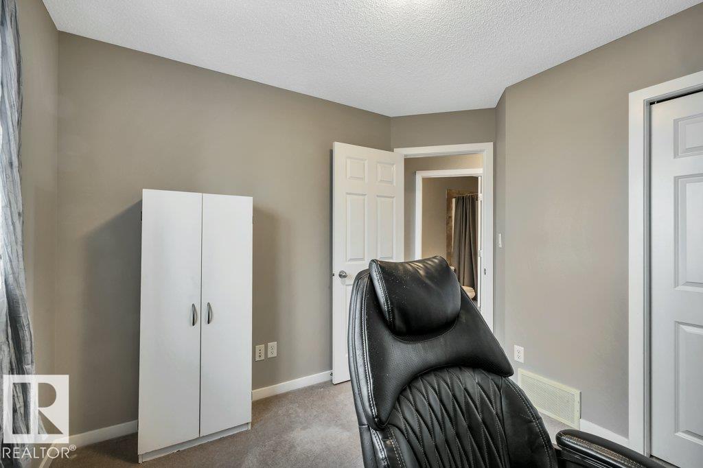 1512 70 ST SW SW, Edmonton