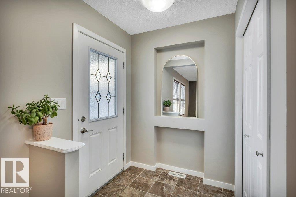 1512 70 ST SW SW, Edmonton