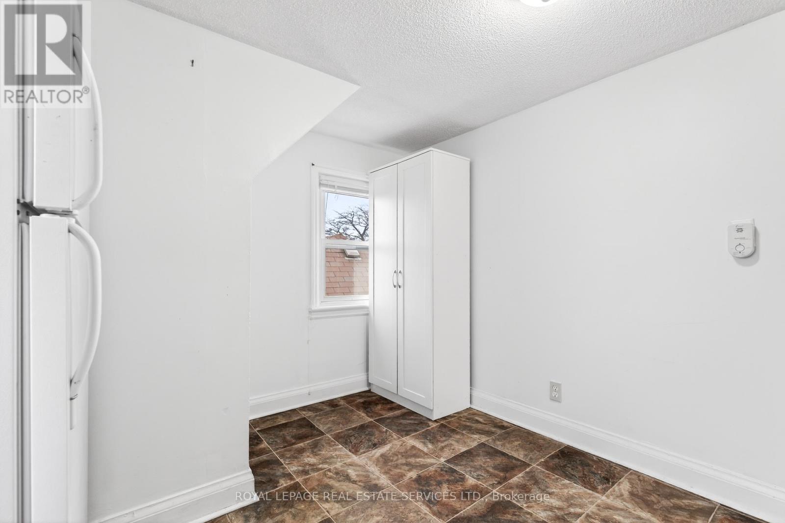 53 KINSEY STREET - 11