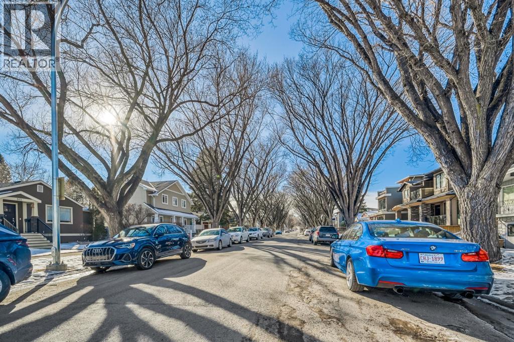 Single Family House for Sale in   Avenue NW Mount Pleasant Calgary 