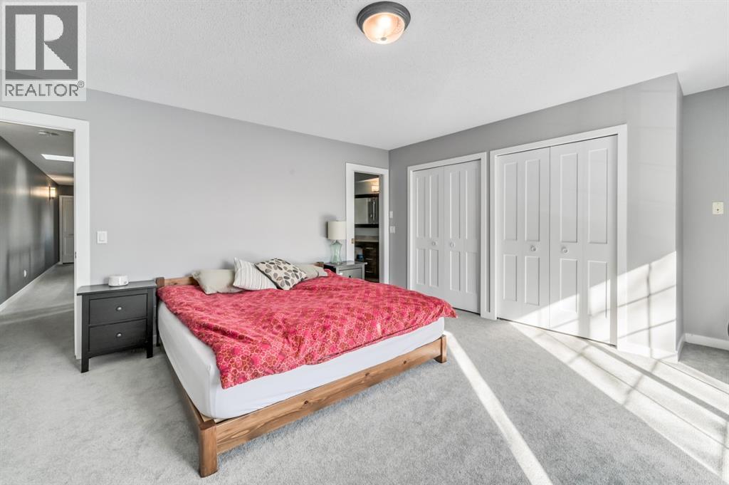 Single Family House for Sale in   Avenue NW Mount Pleasant Calgary 