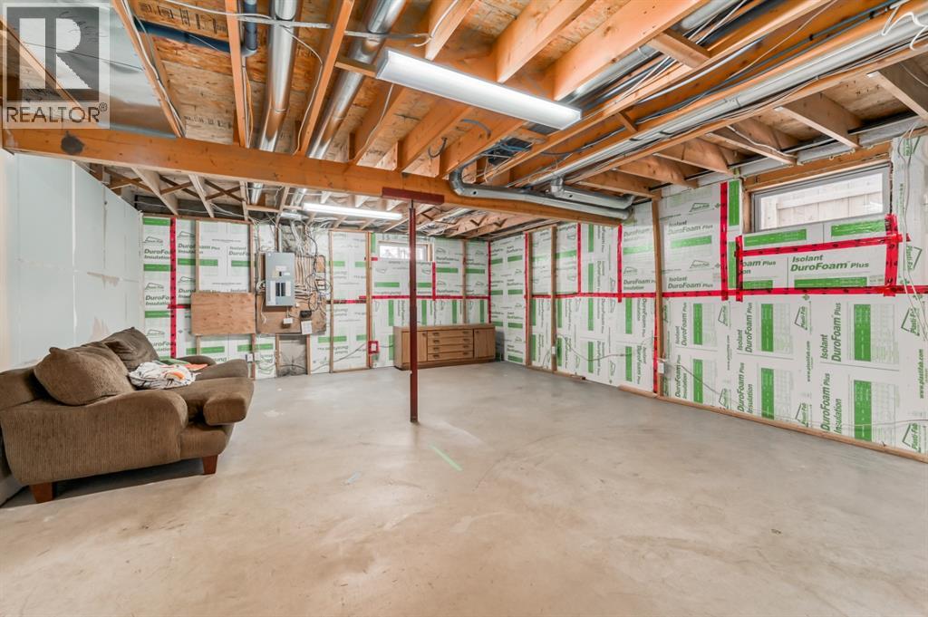 Single Family House for Sale in   Avenue NW Mount Pleasant Calgary 