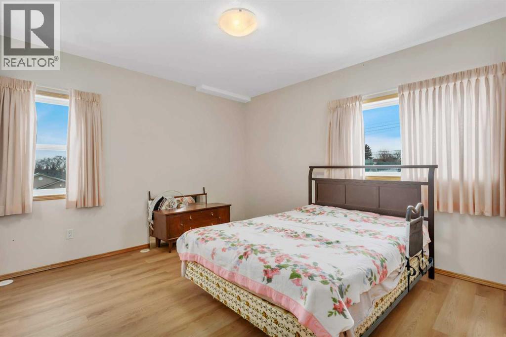 4612 50 Avenue, Innisfail