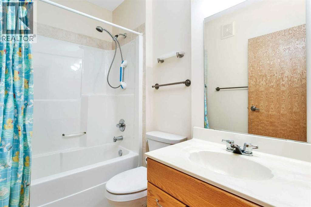 4612 50 Avenue, Innisfail