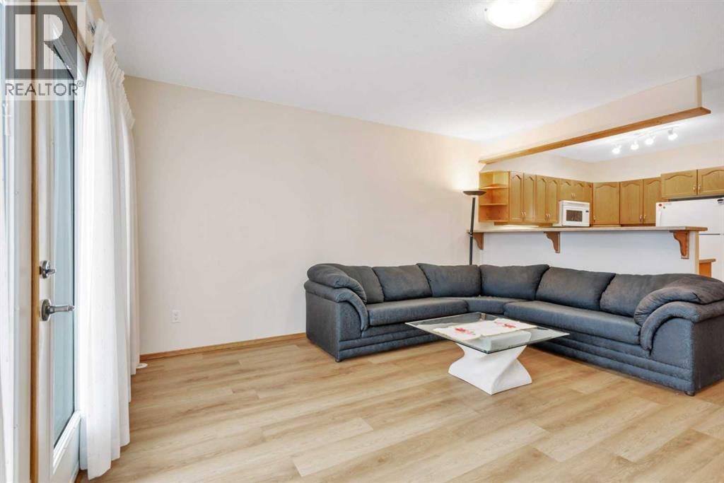 4612 50 Avenue, Innisfail