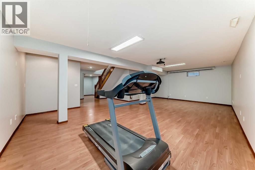 Single Family House for Sale in  Hidden Valley Drive NW Hidden Valley Calgary 