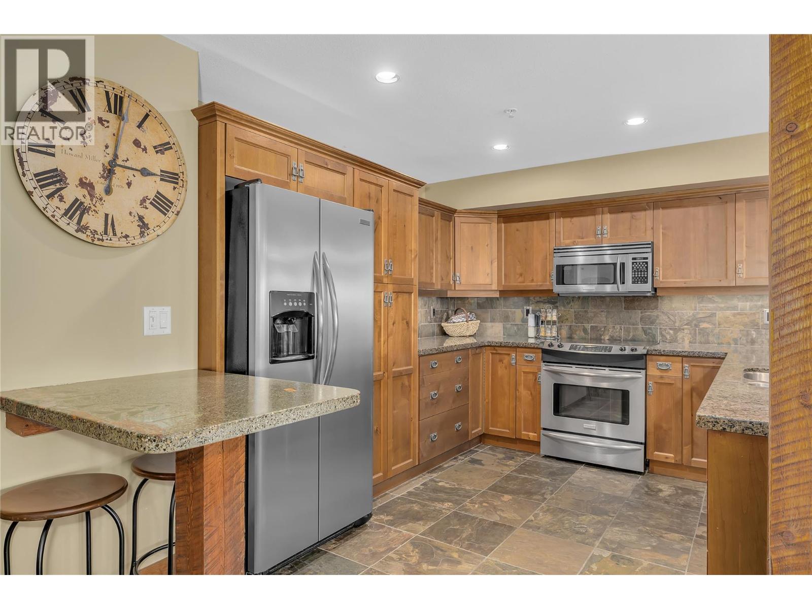 9 80 Kettleview Road, Big White