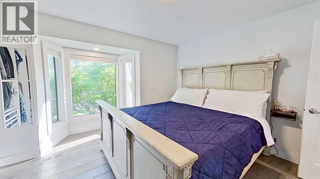 Single Family House Bungalow for Sale in   Street NE Mayland Heights Calgary 