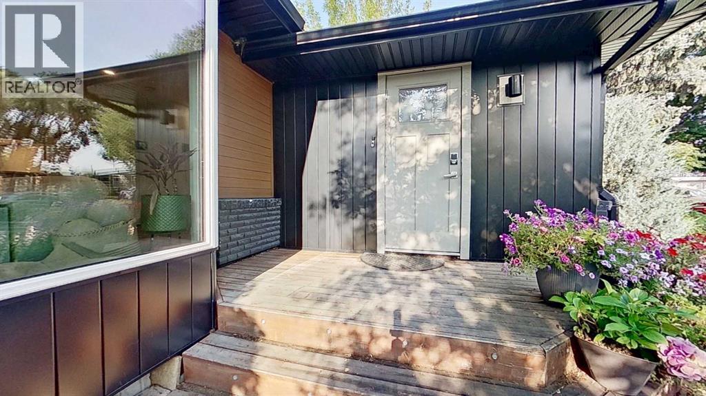 Single Family House Bungalow for Sale in   Street NE Mayland Heights Calgary 