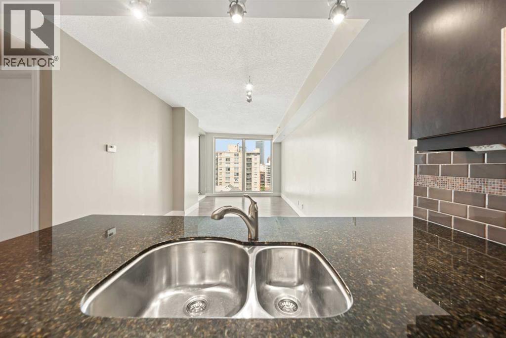 Single Family House for Sale in    Avenue SW Beltline Calgary 