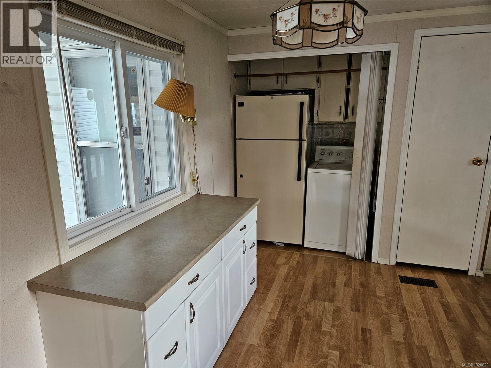 #26 10980 WESTDOWNE RD - 18