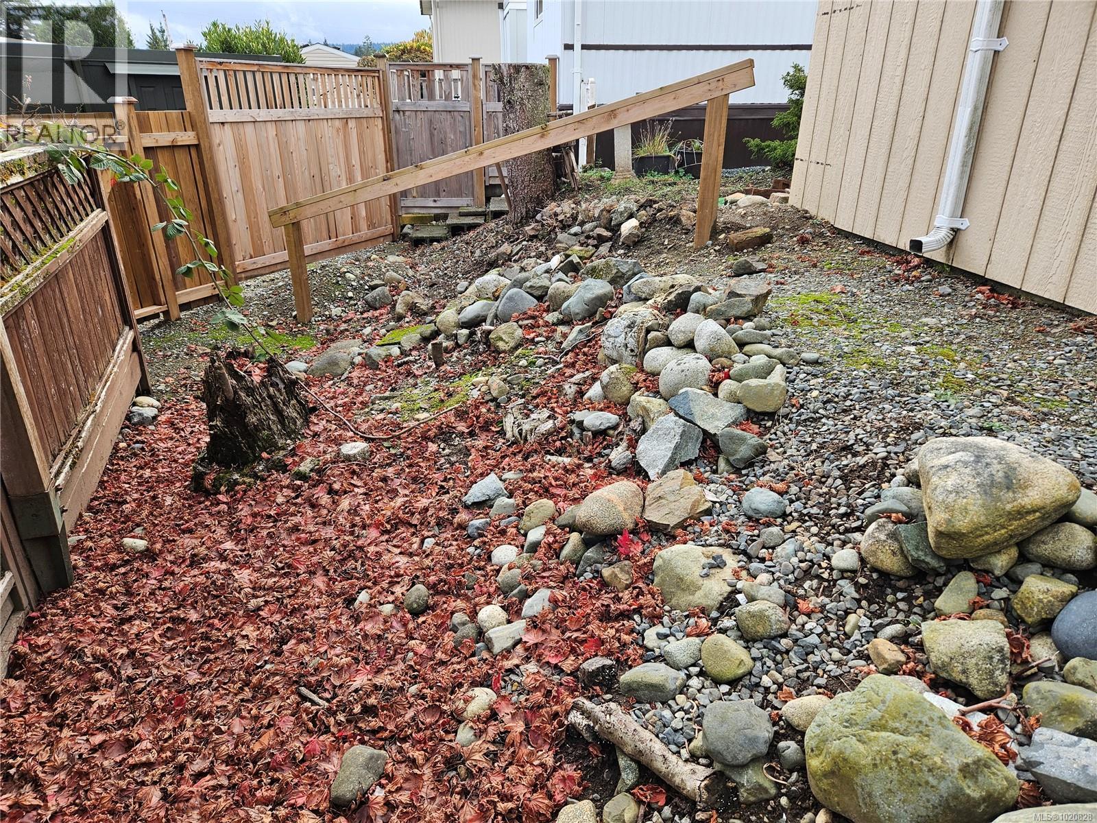 #26 10980 WESTDOWNE RD - 42