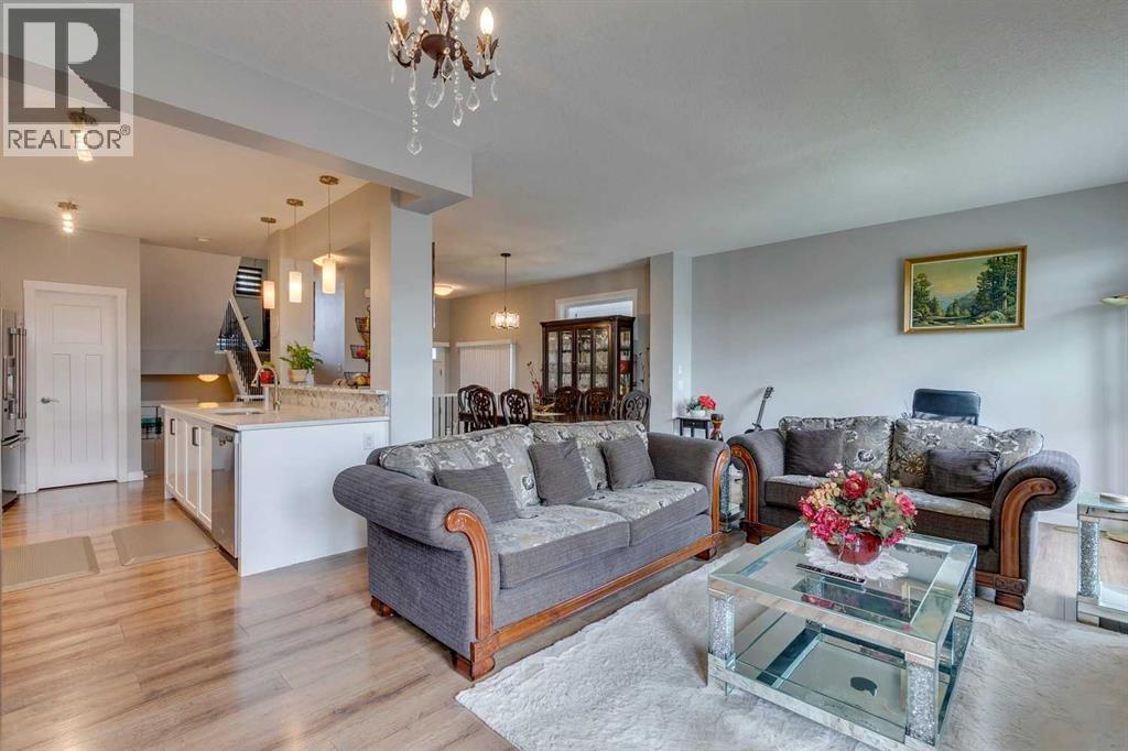 Single Family House 4 Level for Sale in  Sage Bluff Drive NW Sage Hill Calgary 