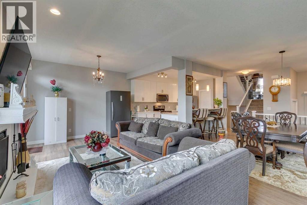 Single Family House 4 Level for Sale in  Sage Bluff Drive NW Sage Hill Calgary 