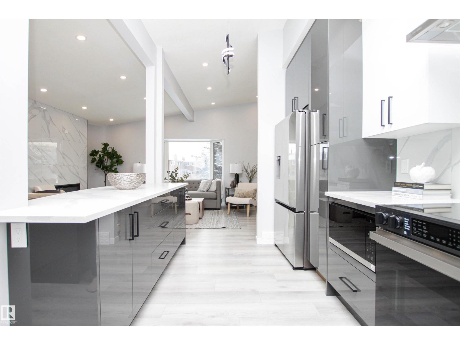 18616 66 AV NW, Edmonton