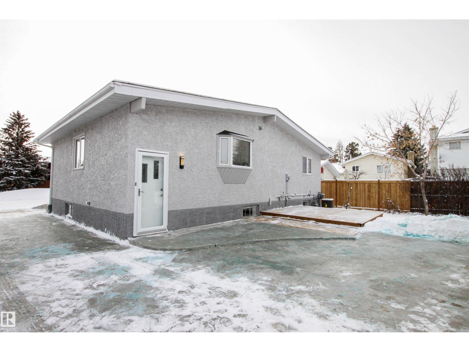 18616 66 AV NW, Edmonton