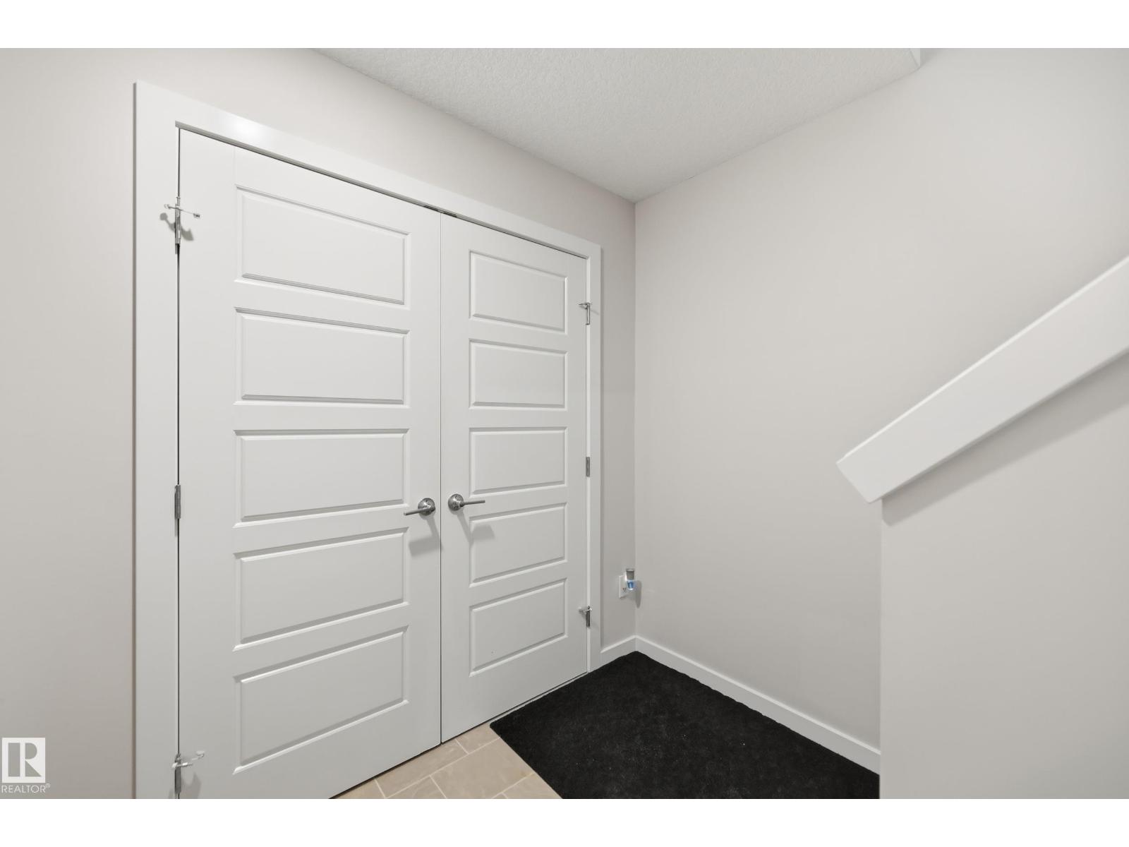 #23 215 SADDLEBACK RD NW NW, Edmonton