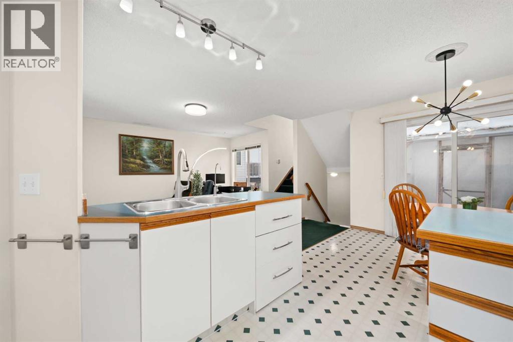 Single Family House for Sale in  Hidden Valley Drive NW Hidden Valley Calgary 