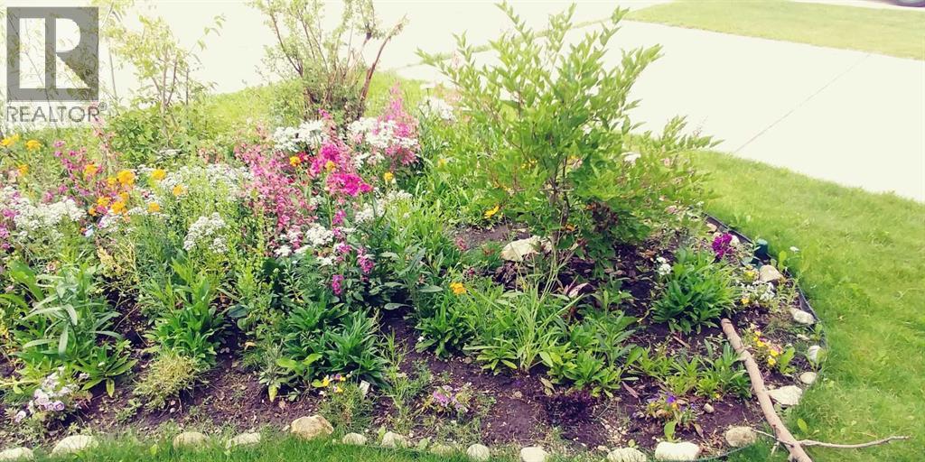 Single Family House for Sale in  Hidden Valley Drive NW Hidden Valley Calgary 