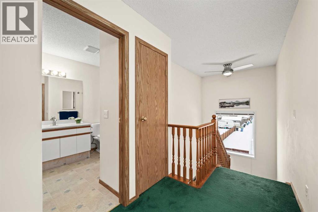 Single Family House for Sale in  Hidden Valley Drive NW Hidden Valley Calgary 