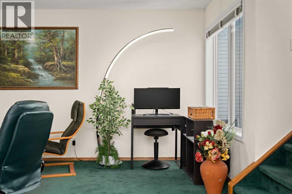 Single Family House for Sale in  Hidden Valley Drive NW Hidden Valley Calgary 